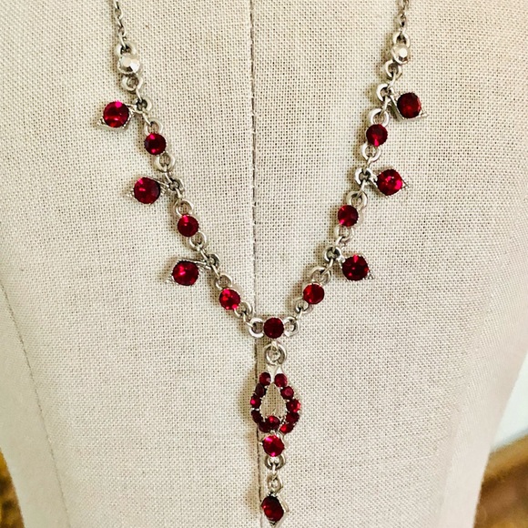 Vintage Ruby Red Rhinestone Necklace & Earrings - Picture 6 of 14